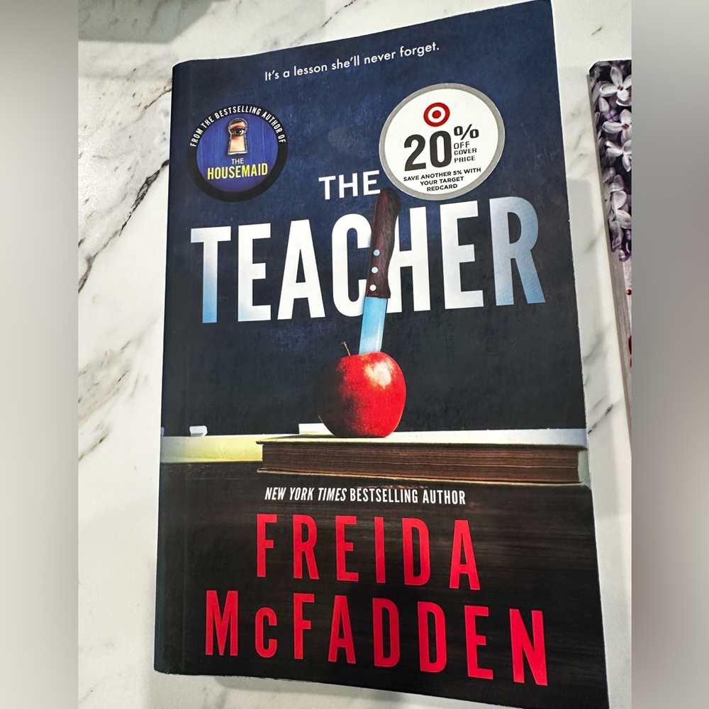 Freida McFadden
The Teacher
